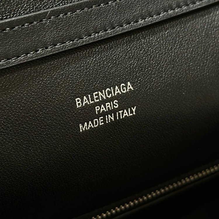 Balenciaga women's bag Rodeo calf leather handbag Kelly bag Postman bag Single shoulder armpit bag B