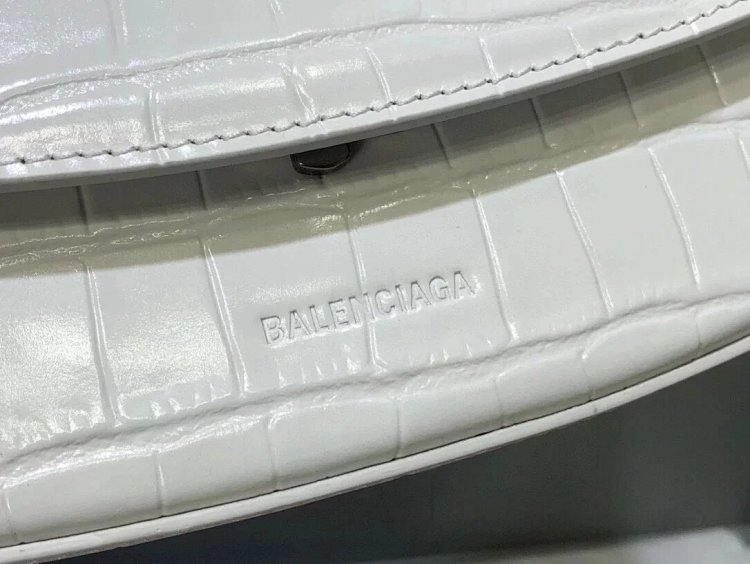 Balenciaga Crocodile Pattern Head Layer Calfskin Single Shoulder Handheld Underarm Bag Women's Bag |