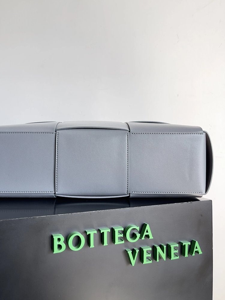 Bottega Veneta Large Grid Knitted Men's briefcase | Superrbuy Spreadsheet