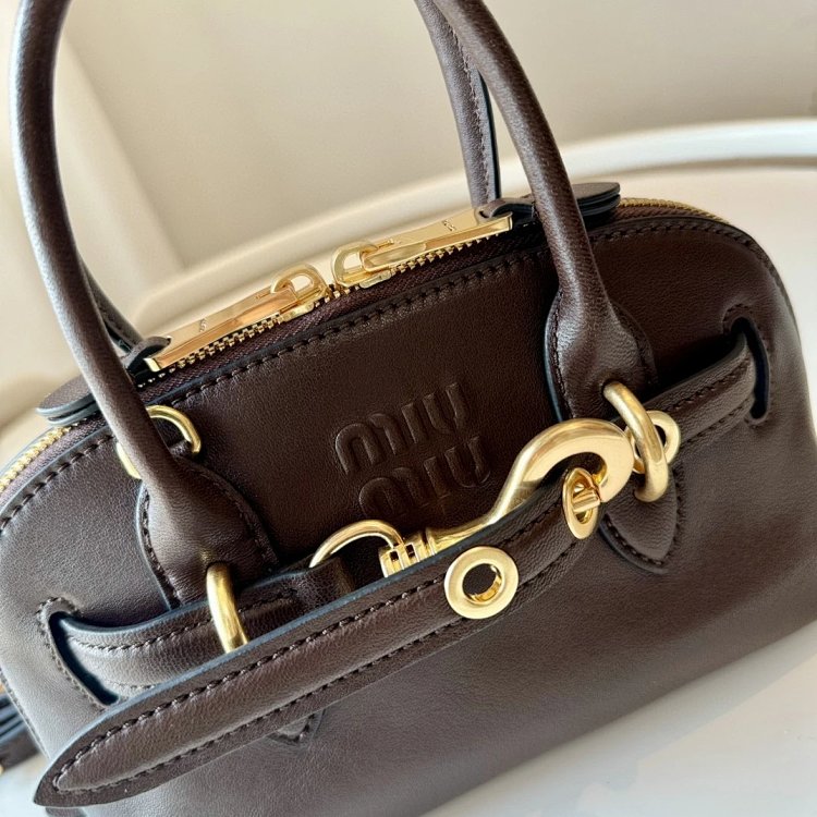Miumiu handbag shoulder bag crossbody bag women's bag shell bag | Superrbuy Spreadsheet
