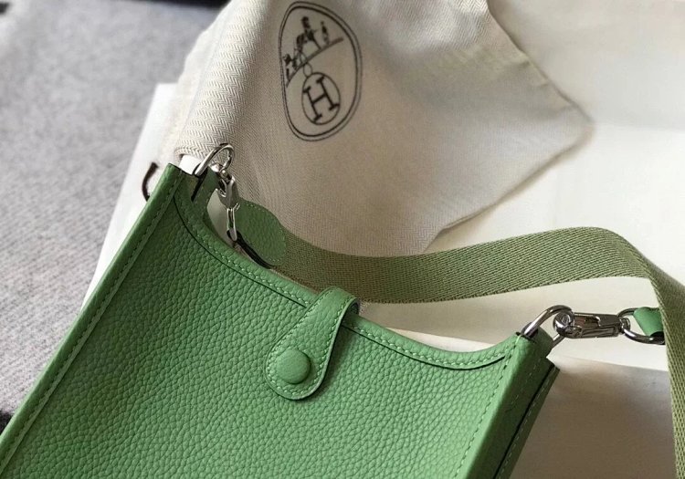 Hermes mini calf leather hollow shoulder crossbody buckle women's bag | Superrbuy Spreadsheet