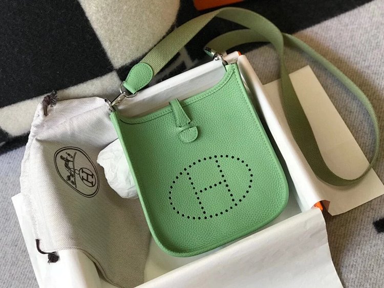 Hermes mini calf leather hollow shoulder crossbody buckle women's bag | Superrbuy Spreadsheet