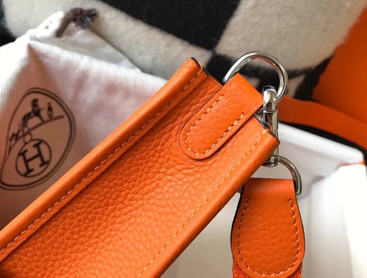 Hermes mini calf leather hollow shoulder crossbody buckle women's bag | Superrbuy Spreadsheet