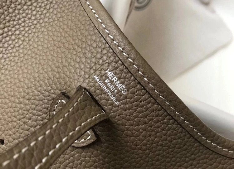 Hermes mini calf leather hollow shoulder crossbody buckle women's bag | Superrbuy Spreadsheet