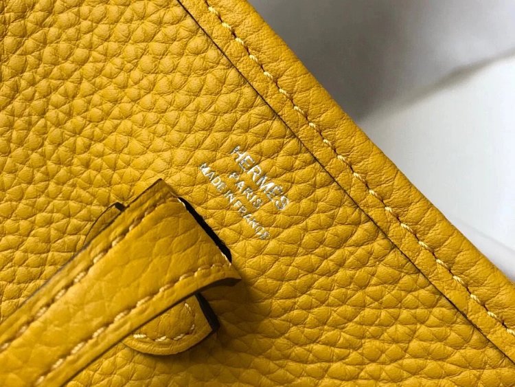 Hermes mini calf leather hollow shoulder crossbody buckle women's bag | Superrbuy Spreadsheet
