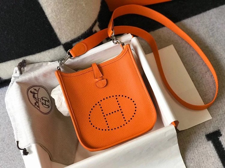 Hermes mini calf leather hollow shoulder crossbody buckle women's bag | Superrbuy Spreadsheet
