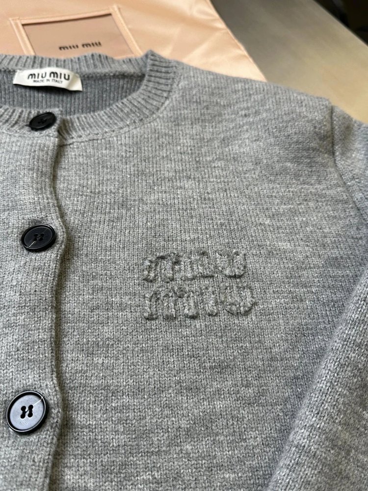 Miumiu Knitted Cardigan Trendy Sweater | Superrbuy Spreadsheet