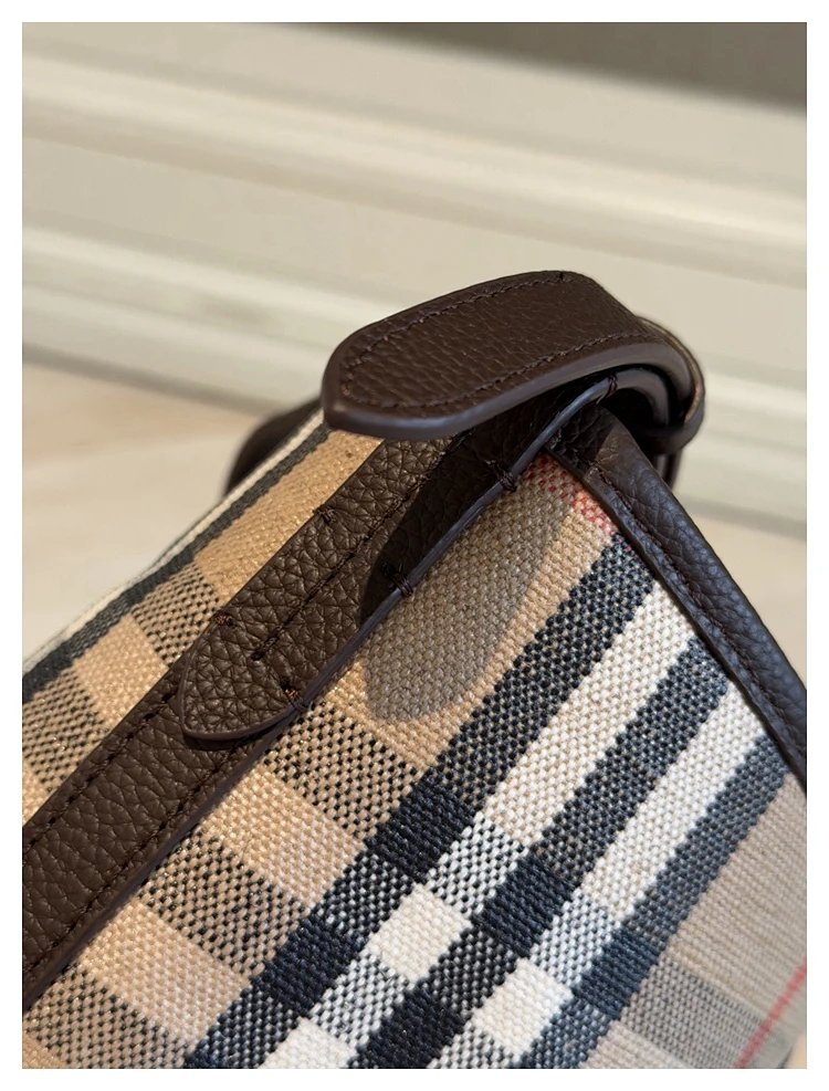 Burberry  Classic British plaid crossbody bag | Superrbuy Spreadsheet