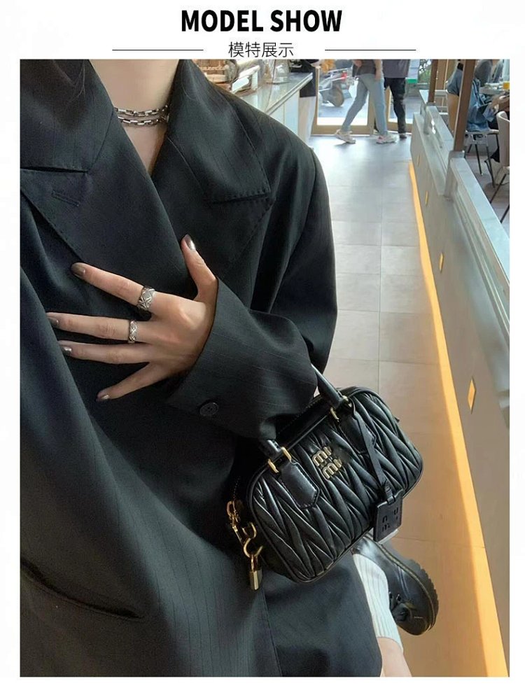 miumiu  Retro leather crossbody bag | Superrbuy Spreadsheet