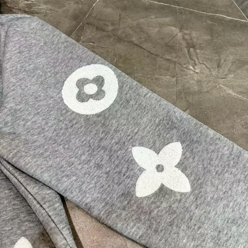 Louis Vuitton hooded zipper sweatshirt | Superrbuy Spreadsheet