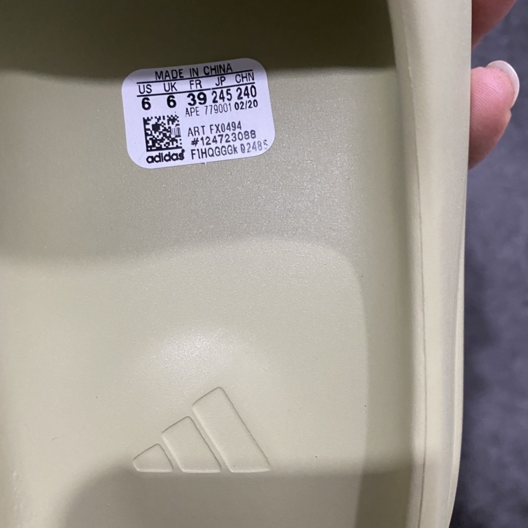 Adidas slippers T538022 | Superrbuy Spreadsheet