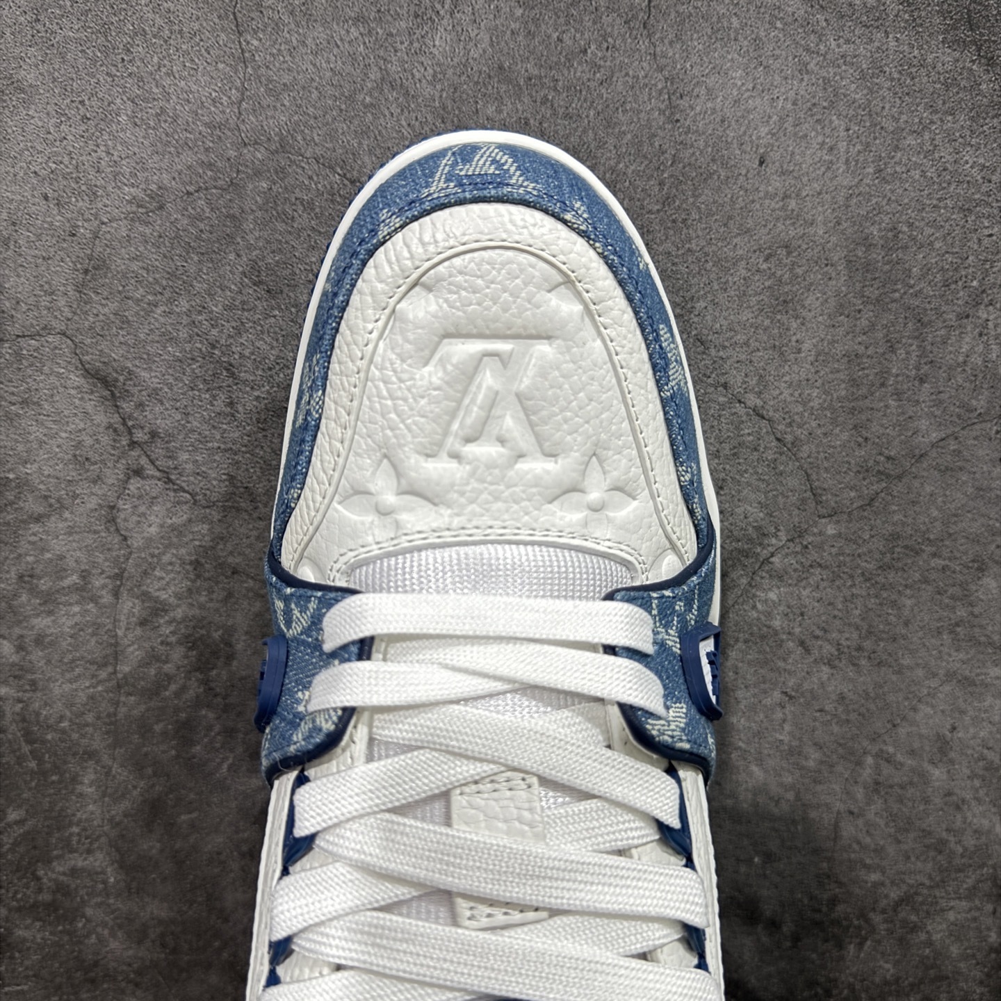 Louis Vuitton  Trainer Sneaker T538001 | Superrbuy Spreadsheet