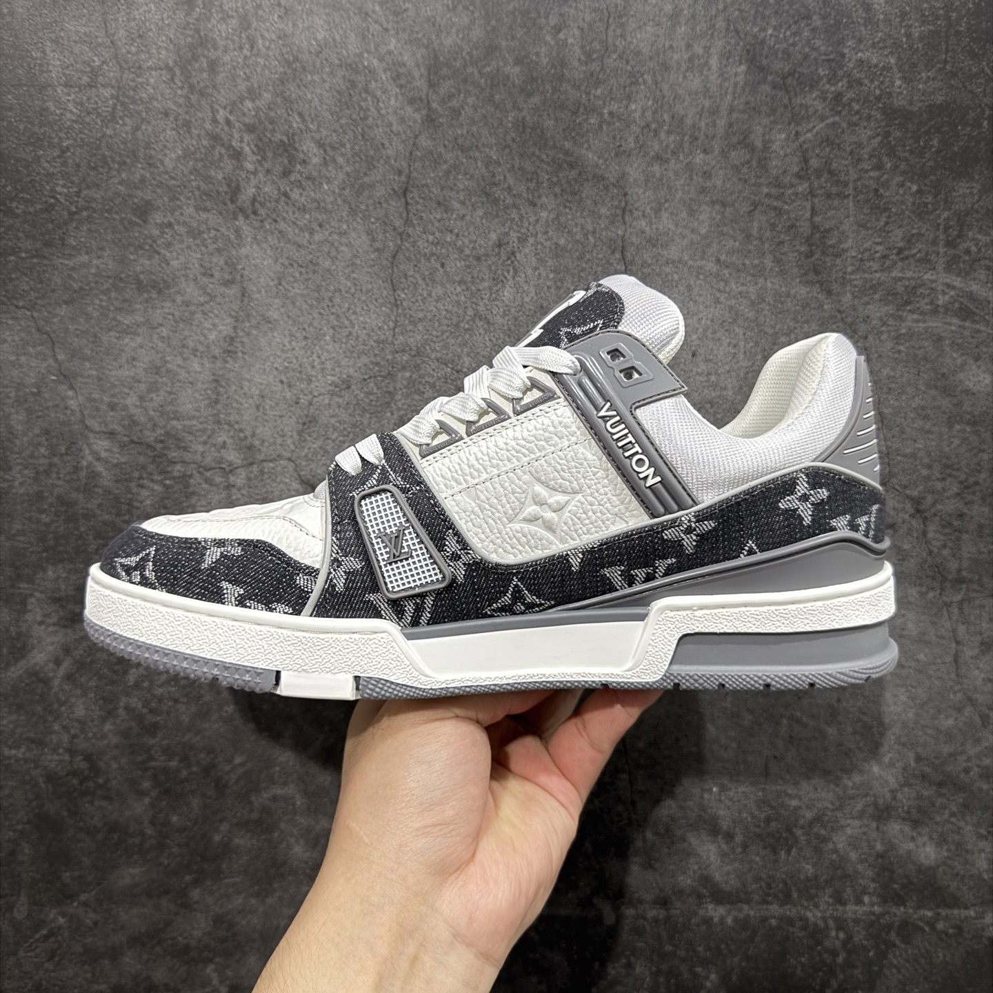 Louis Vuitton  Trainer Sneaker T538003 | Superrbuy Spreadsheet