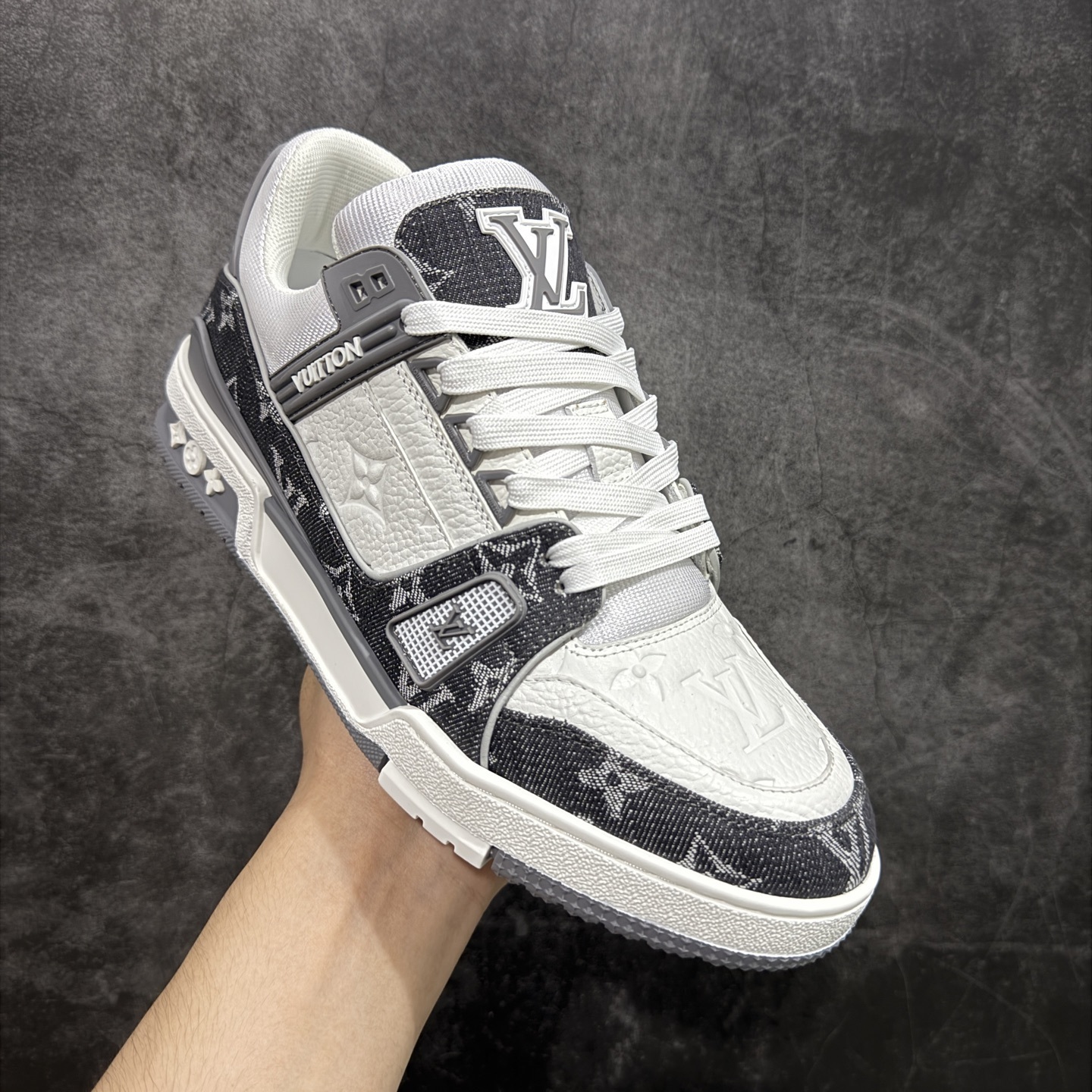 Louis Vuitton  Trainer Sneaker T538003 | Superrbuy Spreadsheet