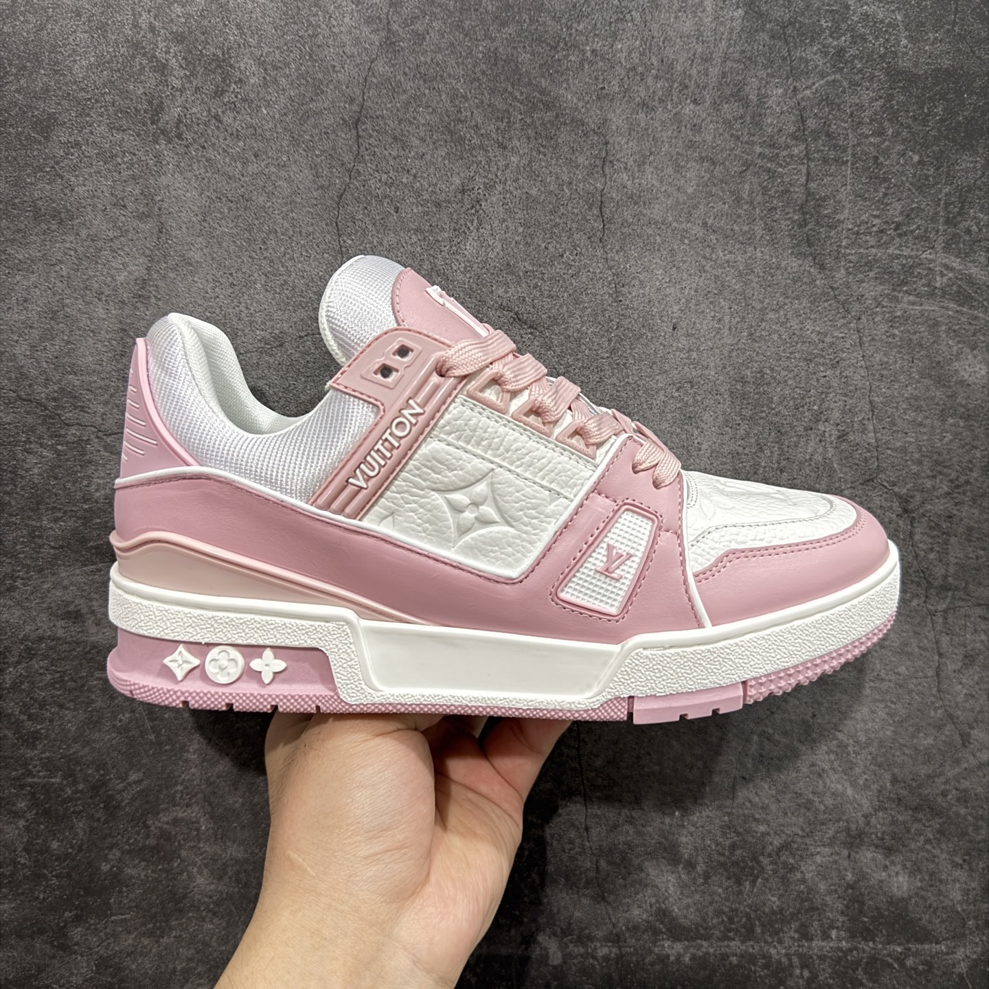 Louis Vuitton  Trainer Sneaker T538005 | Superrbuy Spreadsheet