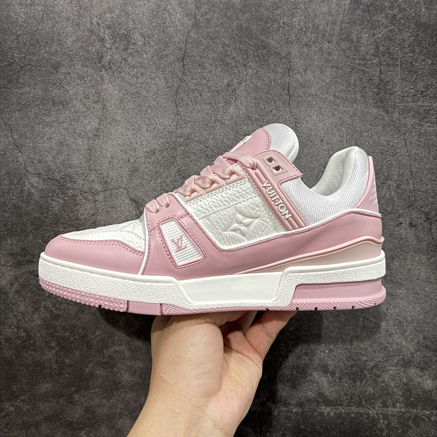 Louis Vuitton  Trainer Sneaker T538005 | Superrbuy Spreadsheet