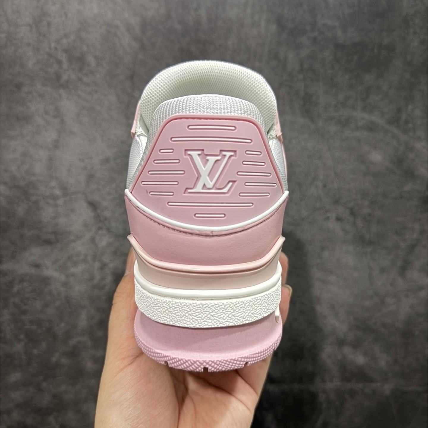 Louis Vuitton  Trainer Sneaker T538005 | Superrbuy Spreadsheet