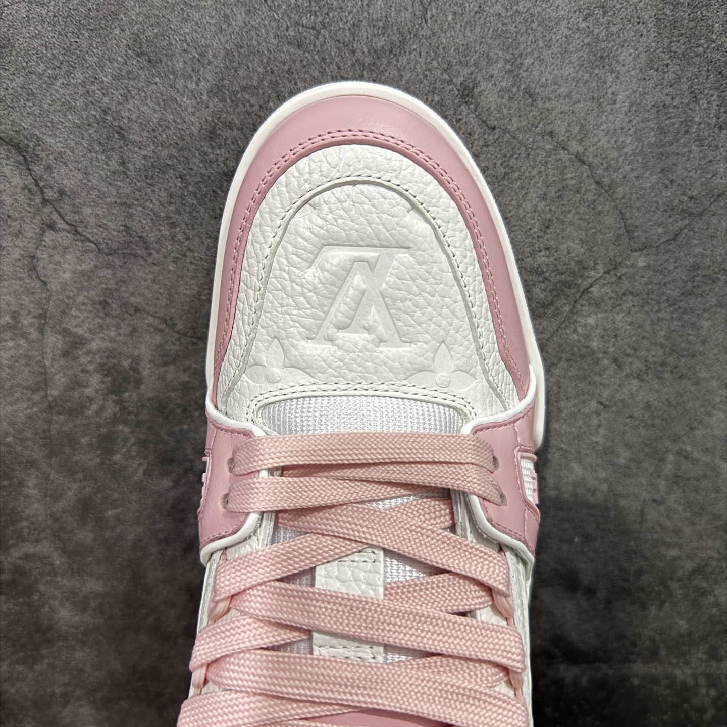 Louis Vuitton  Trainer Sneaker T538005 | Superrbuy Spreadsheet