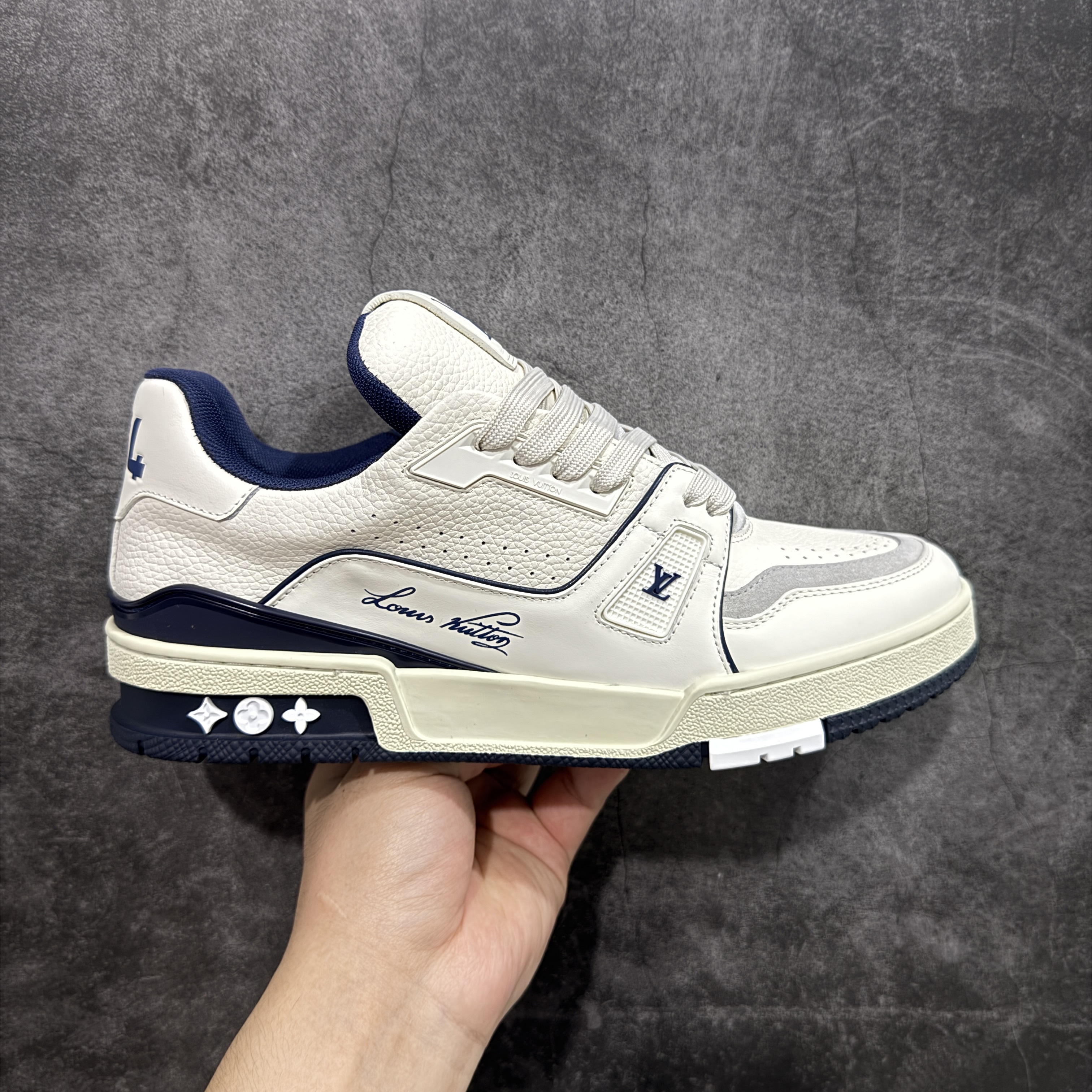 Louis Vuitton  Trainer Sneaker T538006 | Superrbuy Spreadsheet