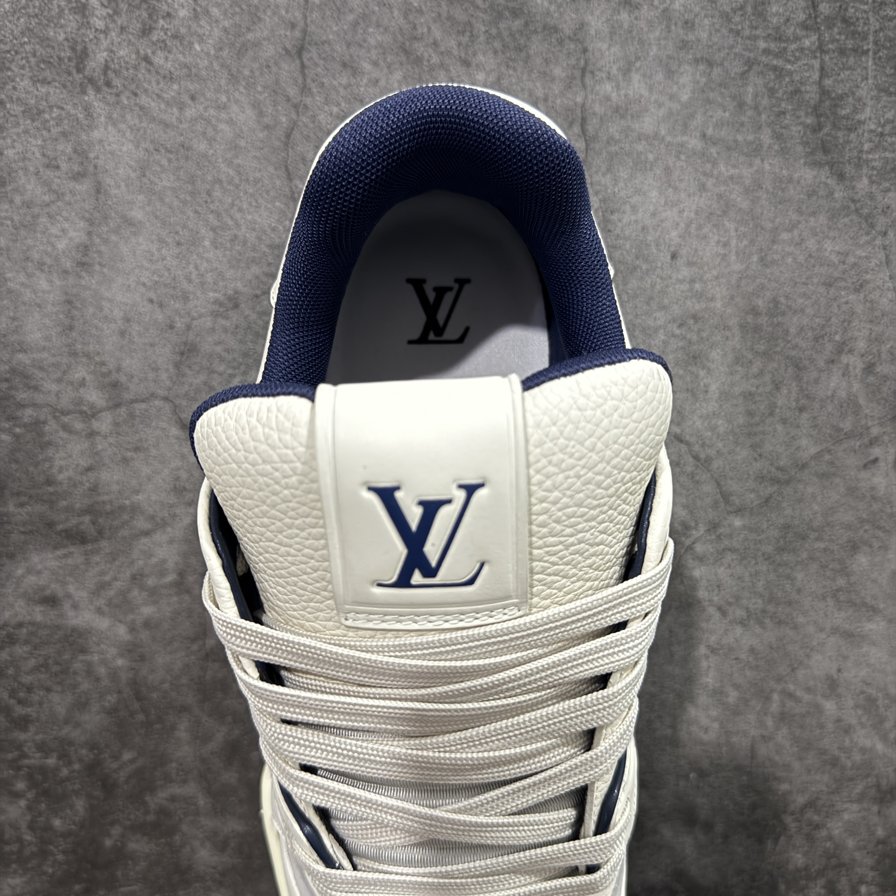 Louis Vuitton  Trainer Sneaker T538006 | Superrbuy Spreadsheet