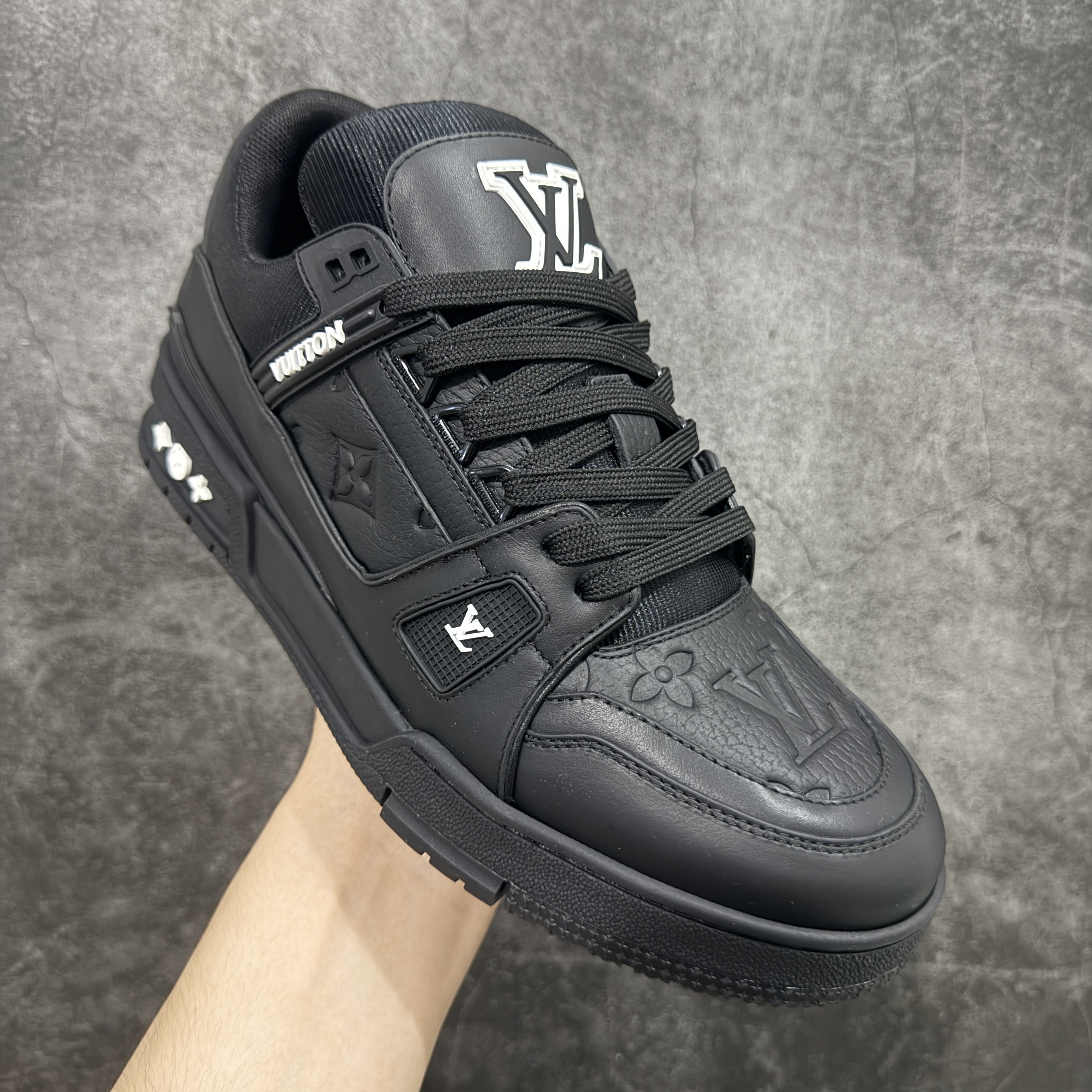 Louis Vuitton  Trainer Sneaker T538007 | Superrbuy Spreadsheet