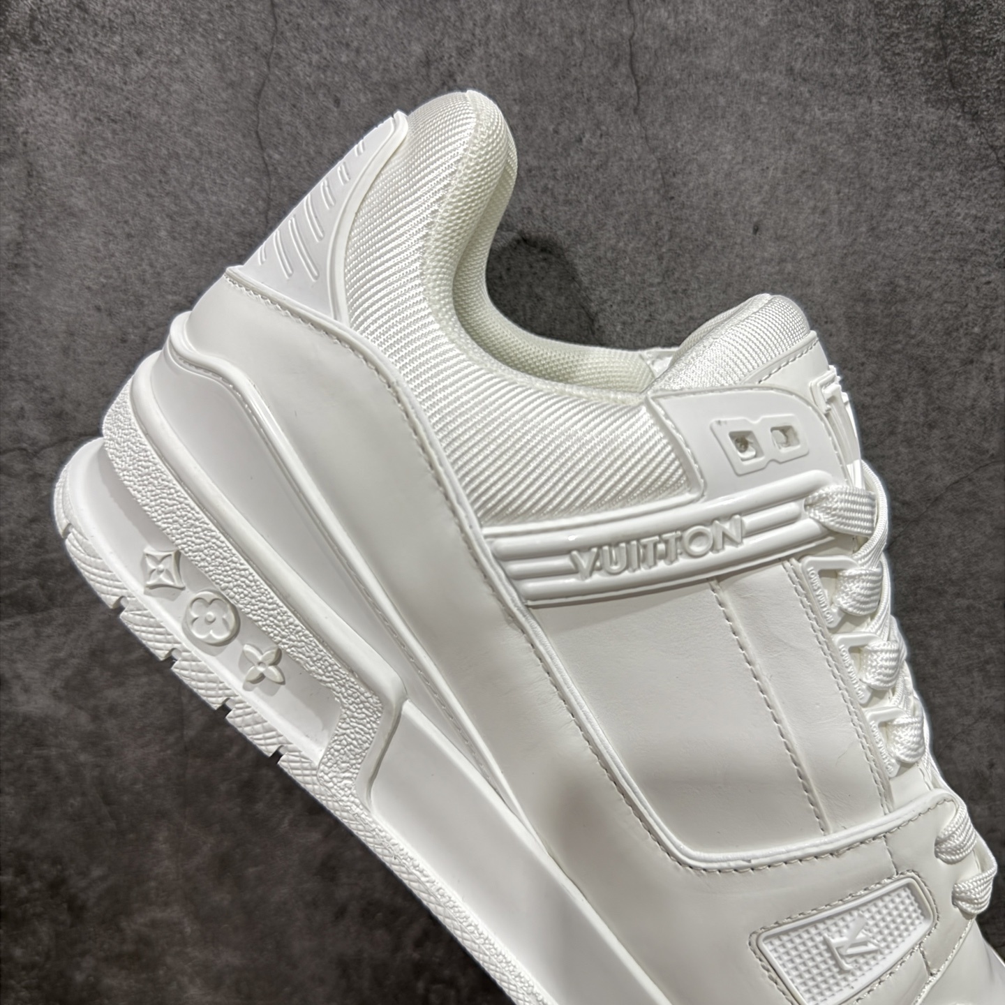 Louis Vuitton Trainer Sneaker T538008 | Superrbuy Spreadsheet