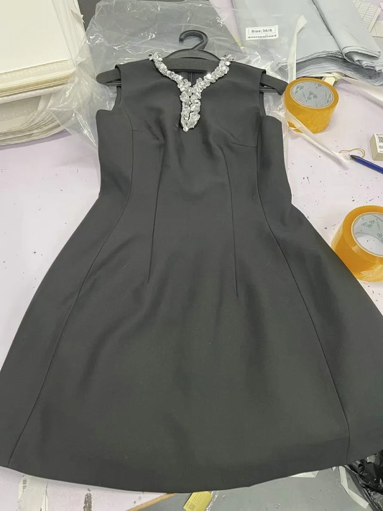 Temperament  skirt   socialite solid color sleeveless waist cinching slimming dress | Superrbuy Spre